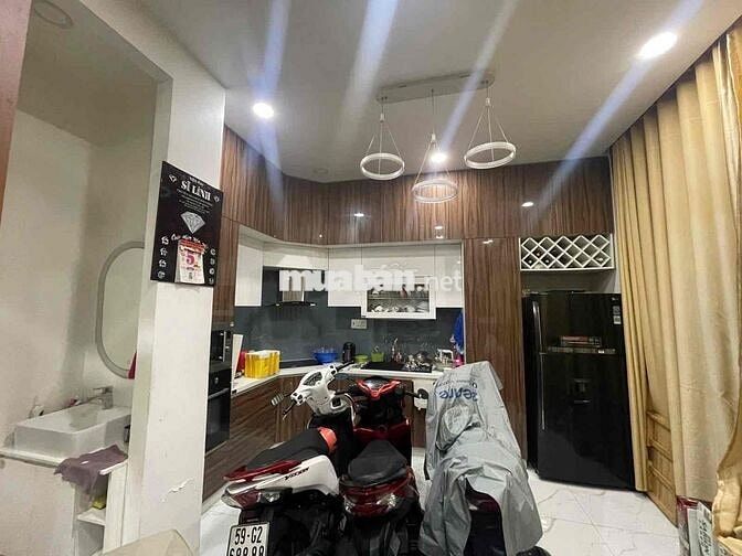 MẶT TIỀN NGAY CHỢ VẢI TÂN PHÚ 4 TẦNG NGANG 8M CHỈ HƠN 6 TỶ