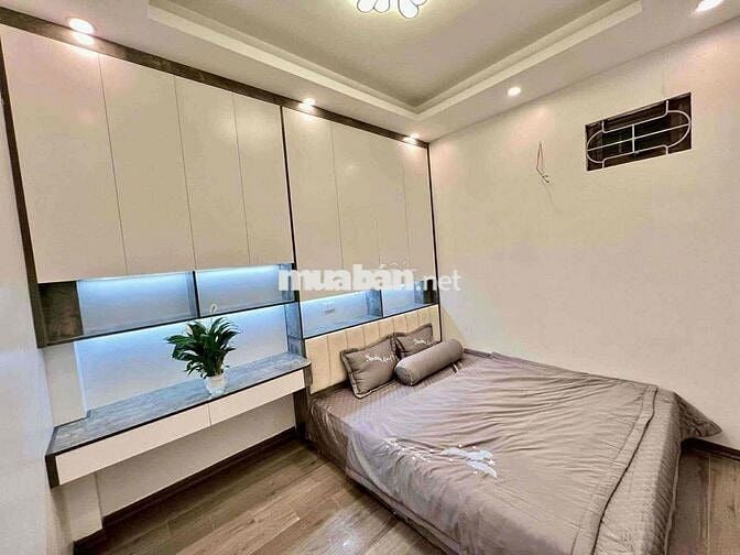 Có 102! Nhà Giang Văn Minh, tặng full NT, ngõ rộng 3 gác đỗ cửa, 45m2.
