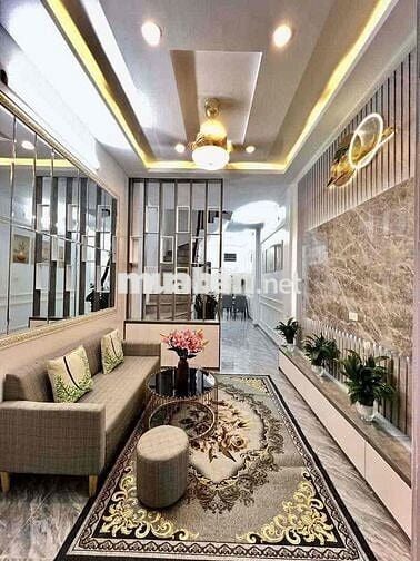 Có 102! Nhà Giang Văn Minh, tặng full NT, ngõ rộng 3 gác đỗ cửa, 45m2.