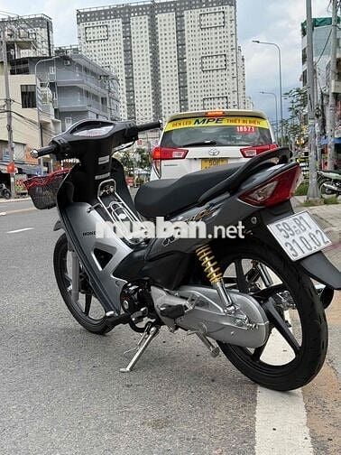 wava A 2015 e vừa phục dựng lại mới hết