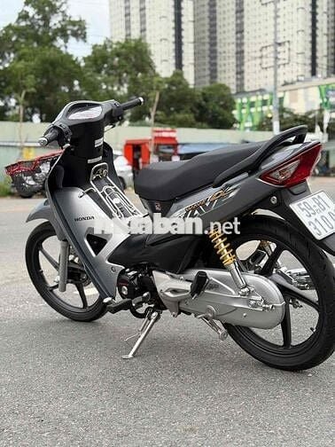 wava A 2015 e vừa phục dựng lại mới hết
