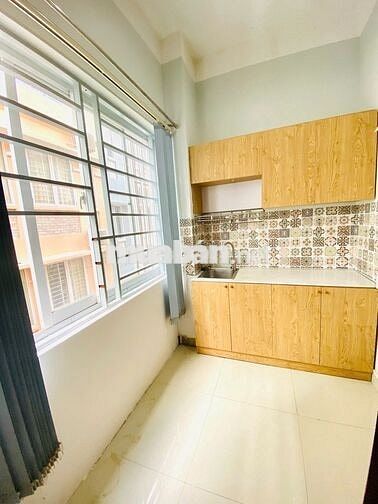 Căn hộ mới ngay quận 1, bancol đón nắng, gần UEH, Đại học Hoa Sen