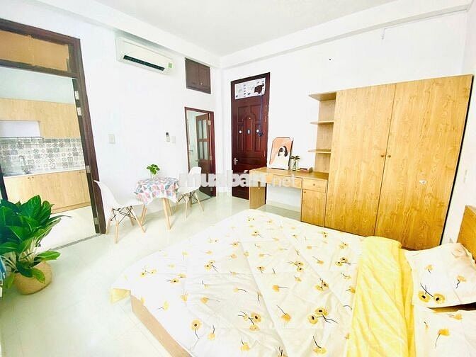 Căn hộ mới ngay quận 1, bancol đón nắng, gần UEH, Đại học Hoa Sen