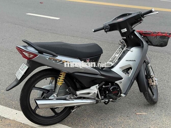 wava A 2015 e vừa phục dựng lại mới hết
