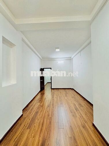 Sau căn MT! Bán nhà 4 tấm xe hơi tới nơi - DT 4x10m - gần chợ Cây Queó