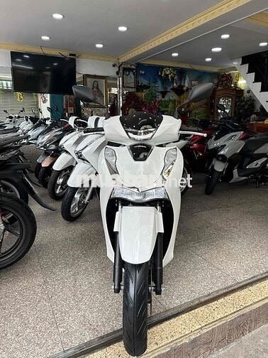 SH 125i 2023 Trắng Đen Sporty BSTP Chính Chủ