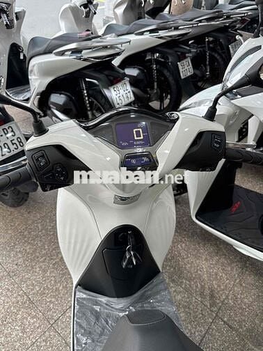 SH 125i 2023 Trắng Đen Sporty BSTP Chính Chủ