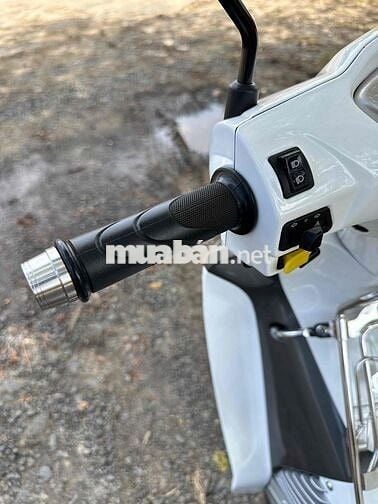 kẹt tiền cần bán xe tâm huyết