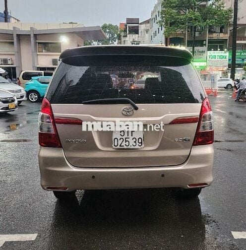 Toyota Innova 2014 2.0G - 102000 km