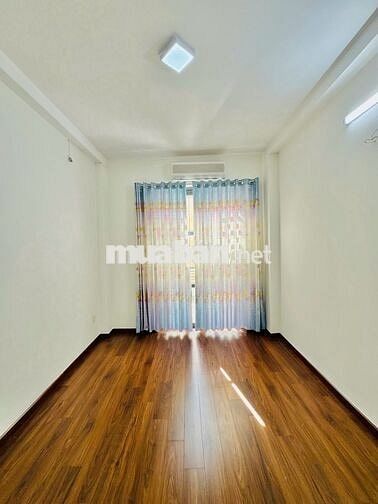 Sau căn MT! Bán nhà 4 tấm xe hơi tới nơi - DT 4x10m - gần chợ Cây Queó