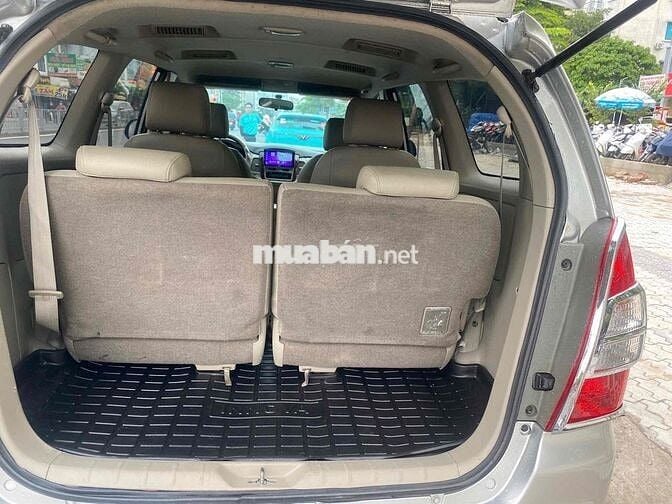 Toyota Innova 2016 2.0V - 95000 km