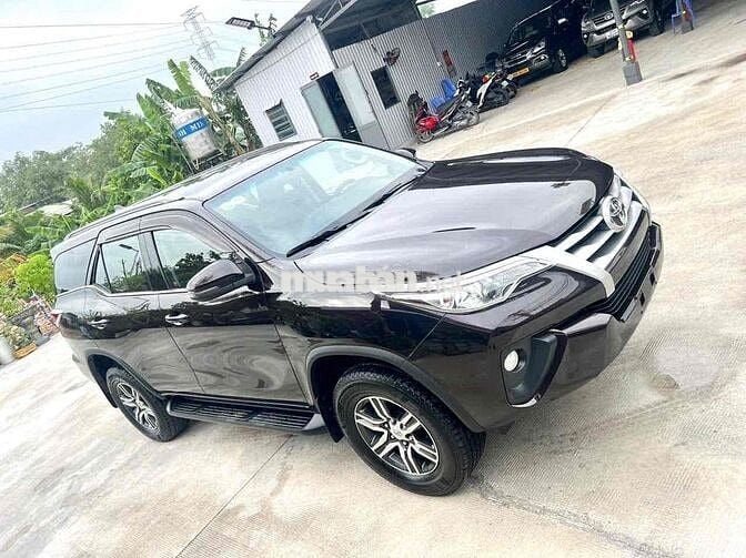 Toyota Fortuner 2018 2.4G 4x2 - 83000 km
