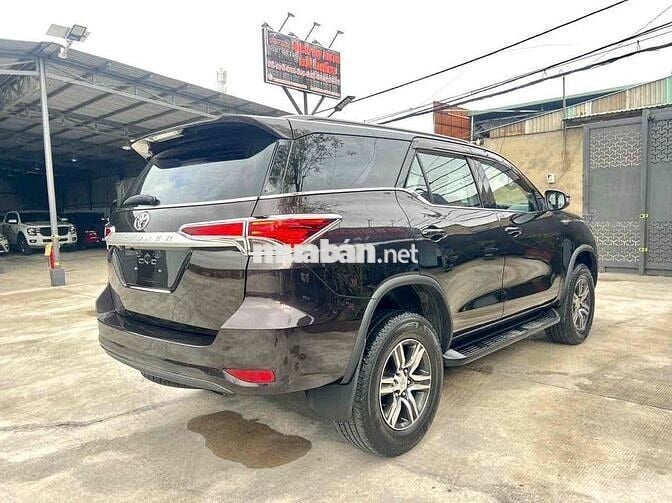 Toyota Fortuner 2018 2.4G 4x2 - 83000 km
