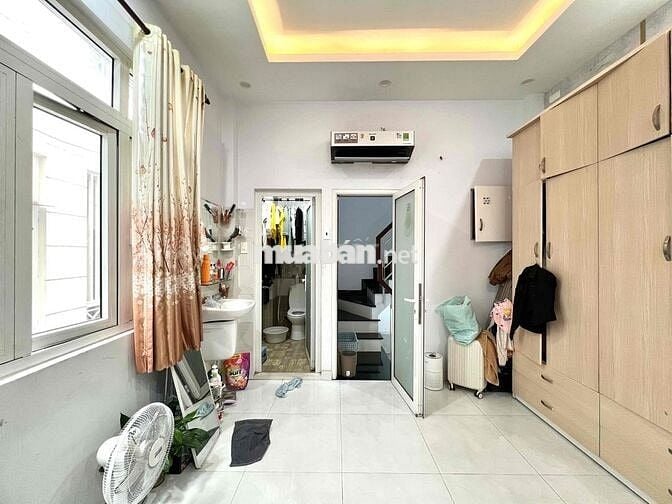 Nhà Nguyên Căn 3PN 4WC 85m2 Full NT Ngay Bờ Kè Trường Sa Coopmark