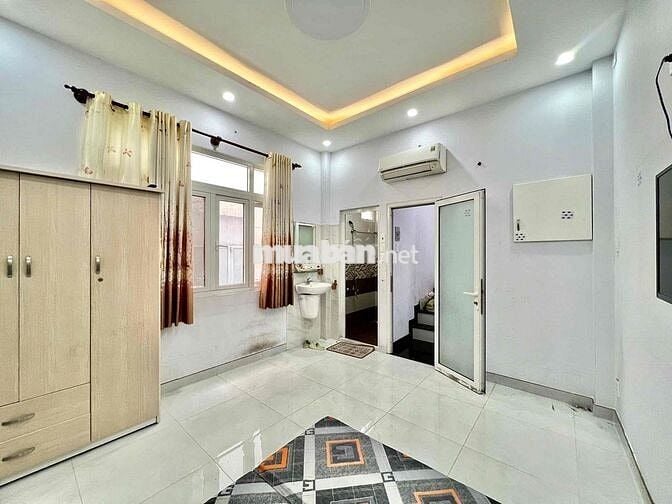 Cho Thuê Nhà Nguyên Căn 1 Trệt 3 Lầu 4Wc Full NT Ngay Bờ Kè Trường Sa