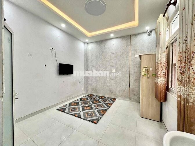Cho Thuê Nhà Nguyên Căn 1 Trệt 3 Lầu 4Wc Full NT Ngay Bờ Kè Trường Sa