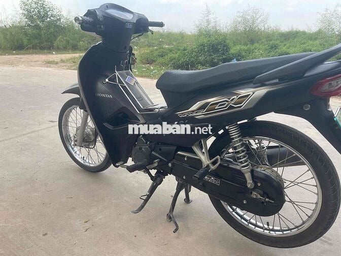 Wase A 110 đen nhám