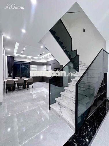 NHÀ 2 LẦU MỚI ĐƯỜNG D6 kdc HỒNG LOAN GIÁ 5 tỷ 290 triệu