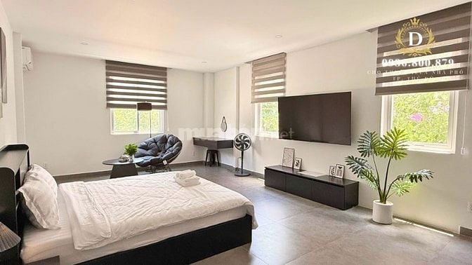 🏠 Cho thuê Biệt thự sân vườn, hồ bơi, 4 tầng, 5PN, full nội thất