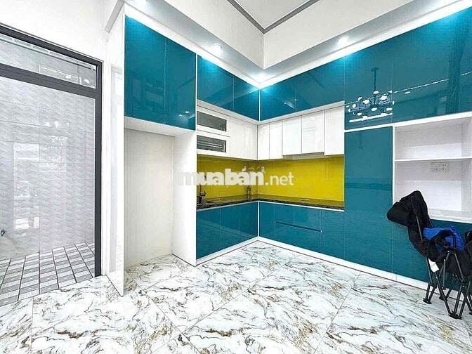 Nhà mới 2 lầu kdc Nam Long full nội thất giá 5 tỷ 850 triệu
