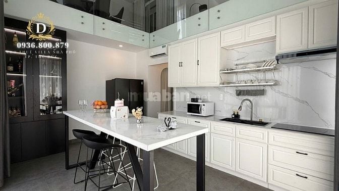 🏠 Cho thuê Biệt thự sân vườn, hồ bơi, 4 tầng, 5PN, full nội thất
