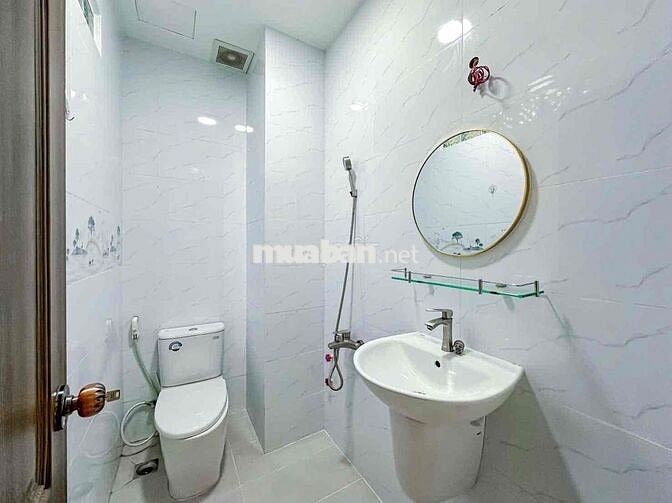 Căn Hộ Ban Công Máy Giặt Riêng Phú Nhuận Gần Cầu Công Lý Trường Sa Q3
