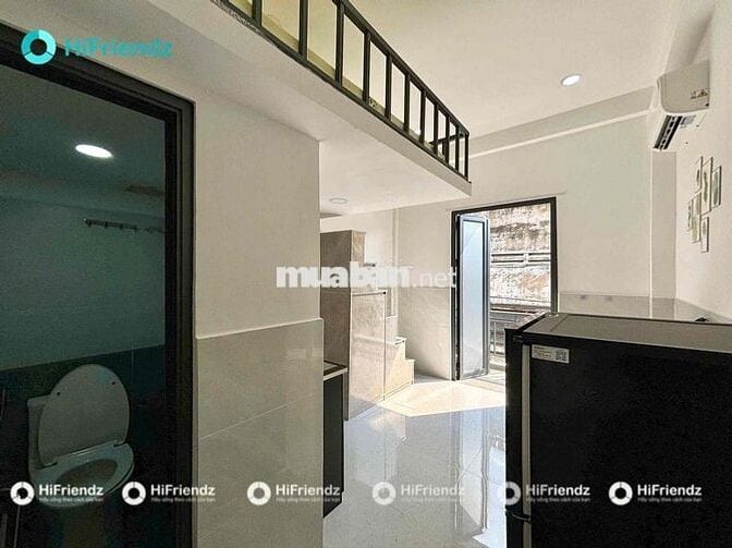 PHÒNG BAN CÔNG GÁC SẴN NỘI THẤT NGAY GẦN ĐẦM SEN - LUỸ BÁN BÍCH GIÁ RE
