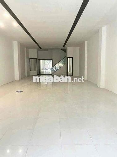 Nhà trệt 2 lầu Hai Bà Trưng Q1- 7,5x24m