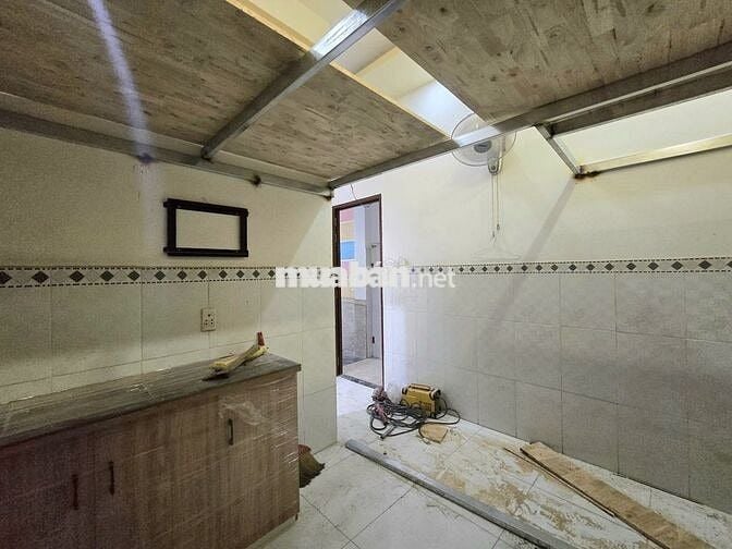 PHÒNG TRỌ MỚI XÂY FREE XE VỪA HOÀN THIỆN TẠI DƯƠNG THỊ MƯỜI