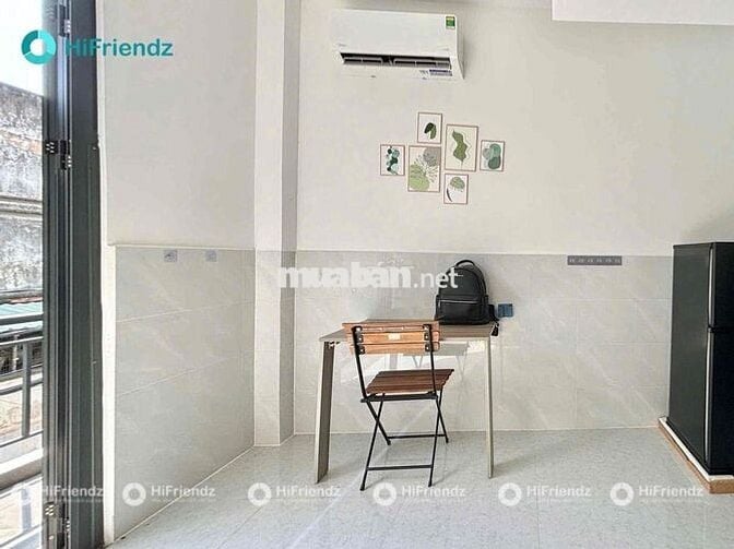 PHÒNG BAN CÔNG GÁC SẴN NỘI THẤT NGAY GẦN ĐẦM SEN - LUỸ BÁN BÍCH GIÁ RE