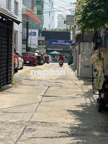 cần cho thuê nhà hxt đường xvnt ngay ngã tư hàng xanh