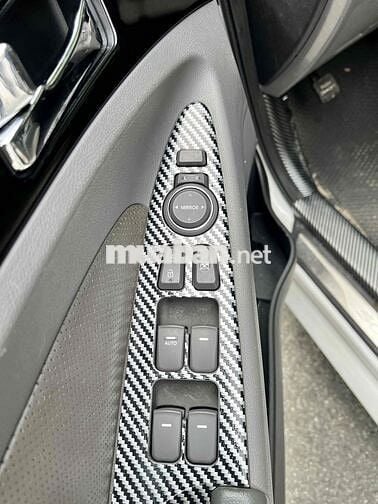 HYUNDAI SONATA 2.0AT 2011 NHẬP XE CỰC CHẤT MÁY ZIN