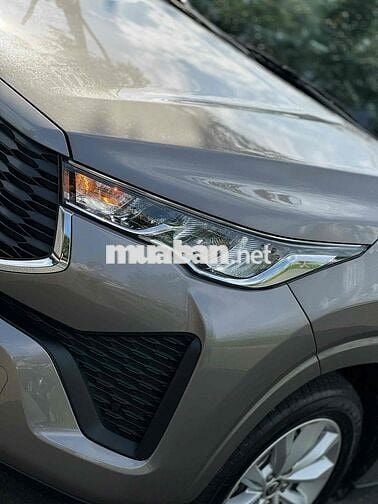 Toyota Innova 2024 Cross 2.0 CVT - 26000 km
