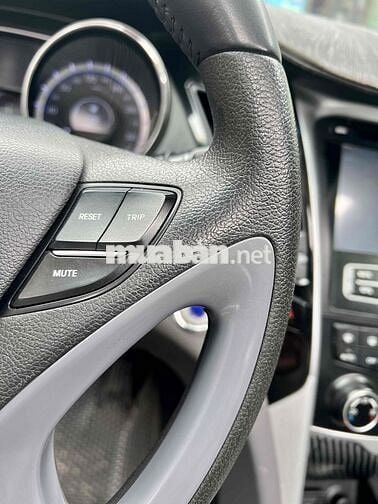 HYUNDAI SONATA 2.0AT 2011 NHẬP XE CỰC CHẤT MÁY ZIN