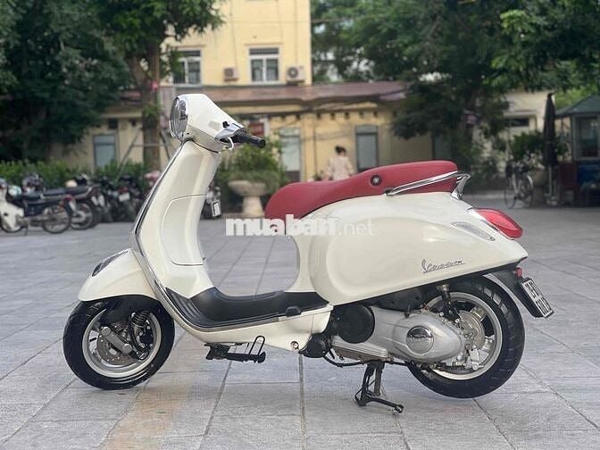 Primavera 125 3vie 2016 màu trắng xe đẹp như mới