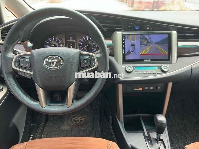 Toyota Innova 2018 số tự động 520 triệu