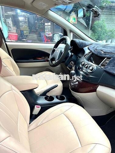 Mitsubishi Grandis 2009 2.4 Mivec - 110000 km
