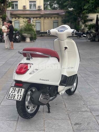 Primavera 125 3vie 2016 màu trắng xe đẹp như mới