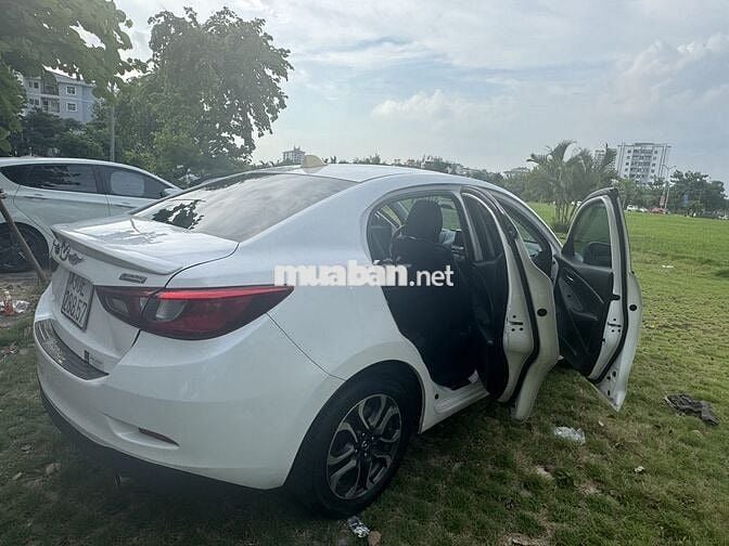 Mazda 2 2017  1.5 AT Sedan - 85000 km