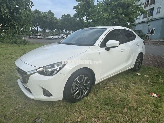 Mazda 2 2017  1.5 AT Sedan - 85000 km