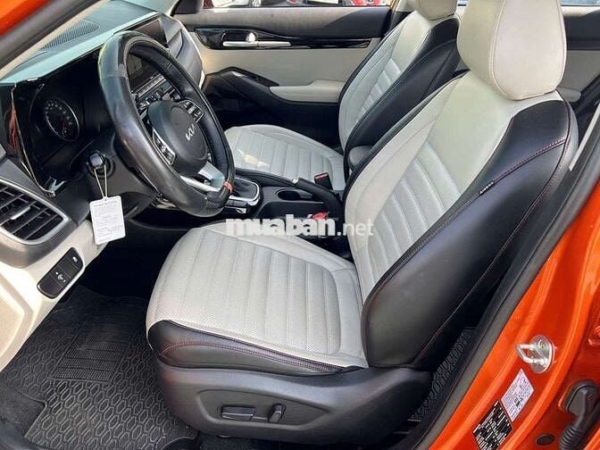 💙❤️💙 Kia Seltos 1.4  Premium 1.4 AT - 36000 km