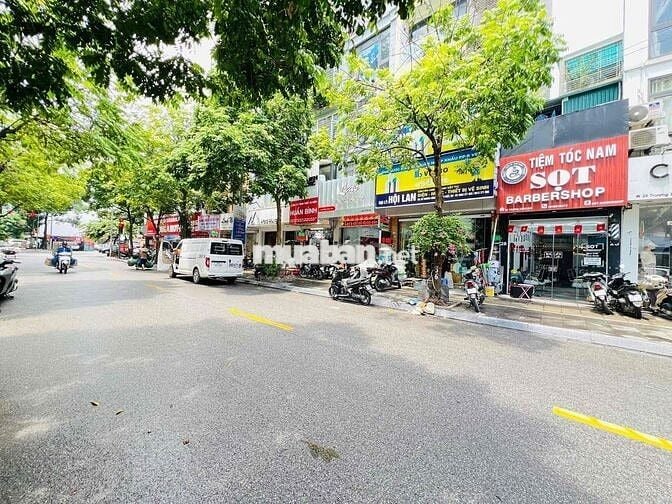 Bán Đất Mặt Phố Trương Công Giai - 32M2 - Vỉa Hè 5M - Kinh Doanh Đỉnh