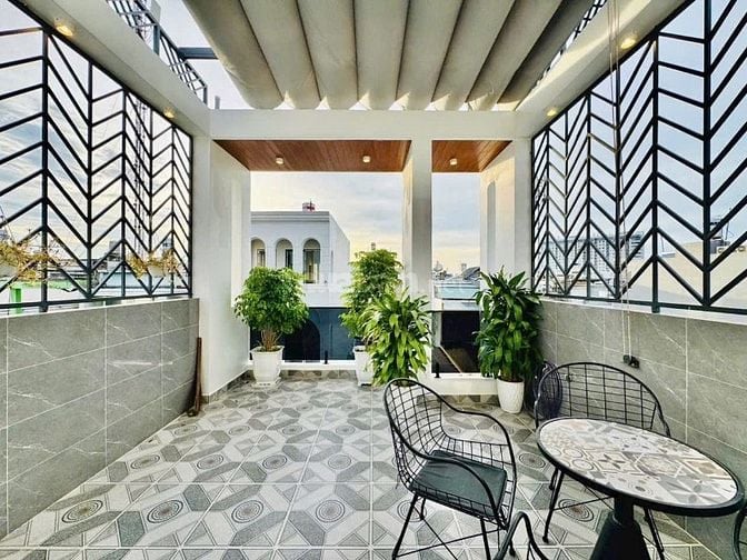⭐️Siêu phẩm 4 Lầu tuyệt đẹp THANG MÁY CAO CẤP hẻm xe hơi 7m Lê Văn Thọ