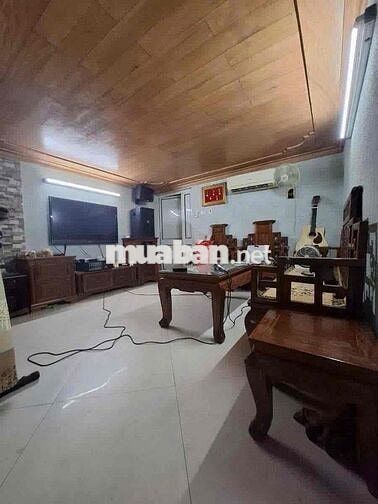 Bán Nhà Nguyễn Văn Huyên  - Mặt Ngõ Thông Kinh Doanh - 15M Ra Phố