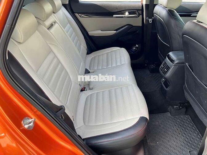 💙❤️💙 Kia Seltos 1.4  Premium 1.4 AT - 36000 km