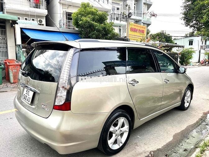 Mitsubishi Grandis 2009 2.4 Mivec - 110000 km