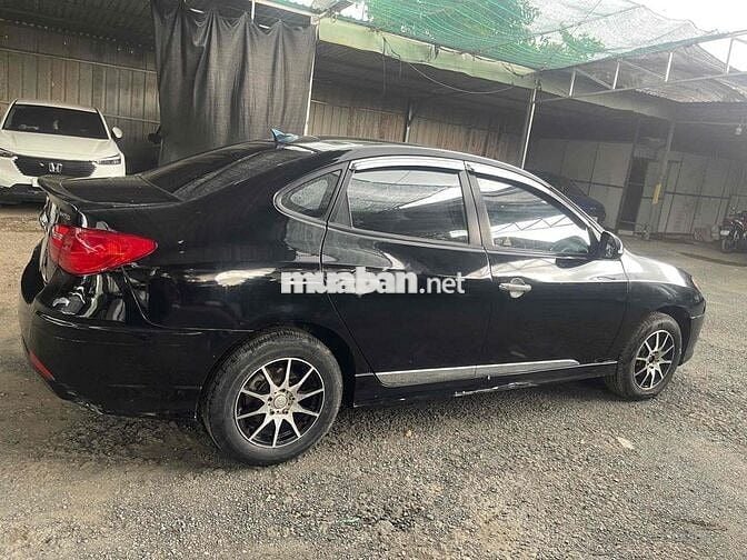 Hyundai Avante 2011 số sàn máy ngon