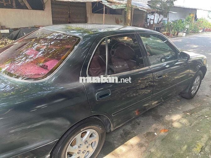 Toyota Camry 1995 số sàn
