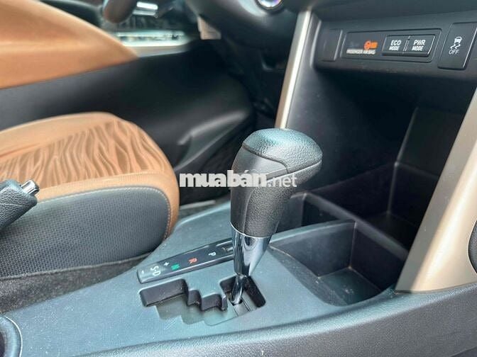 Toyota Innova 2018 số tự động 520 triệu