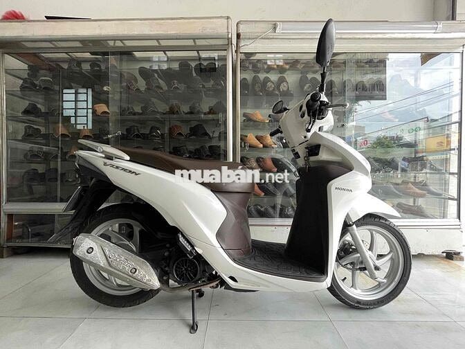 Vision 2018 màu trắng BSTP chính chủ